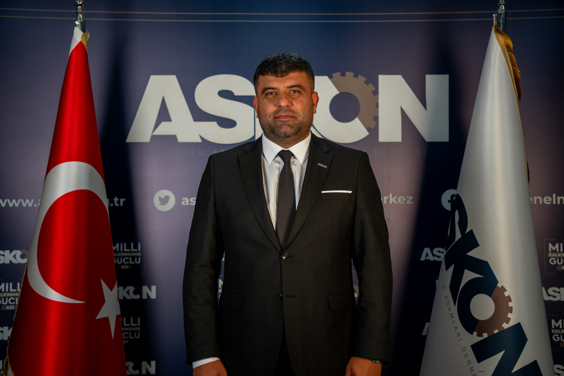 Kanivar Gezer
